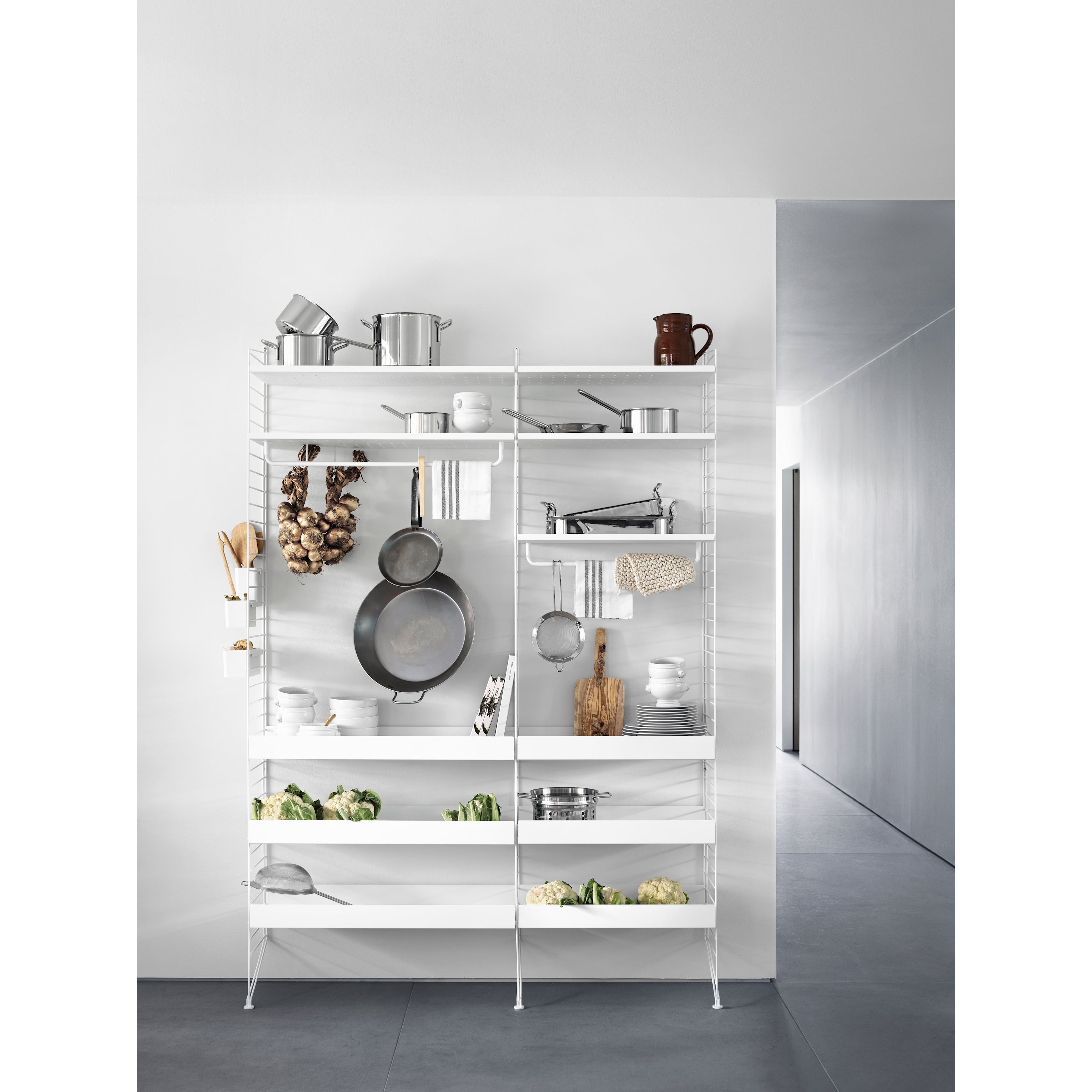 string-system-kitchen-white-white_portrait.jpg