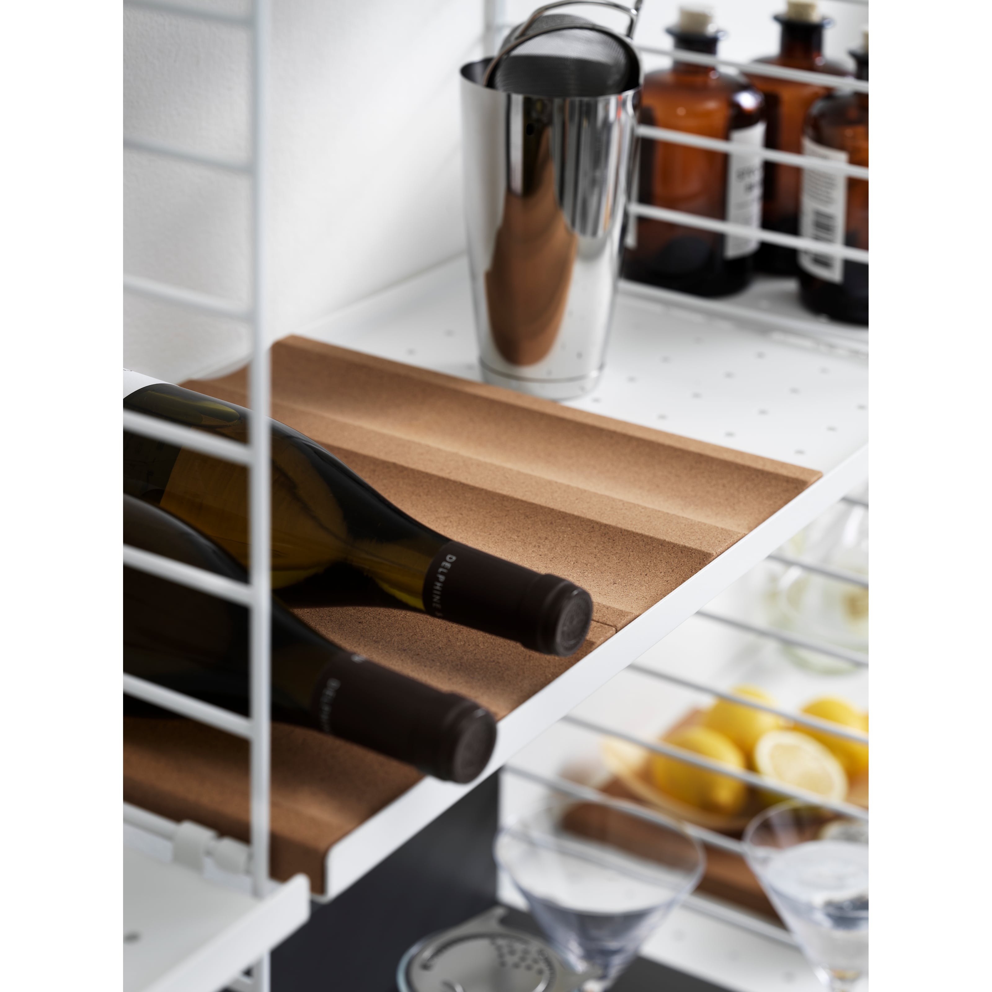 itchen-metal-white-cork-accessories-2_portrait.jpg