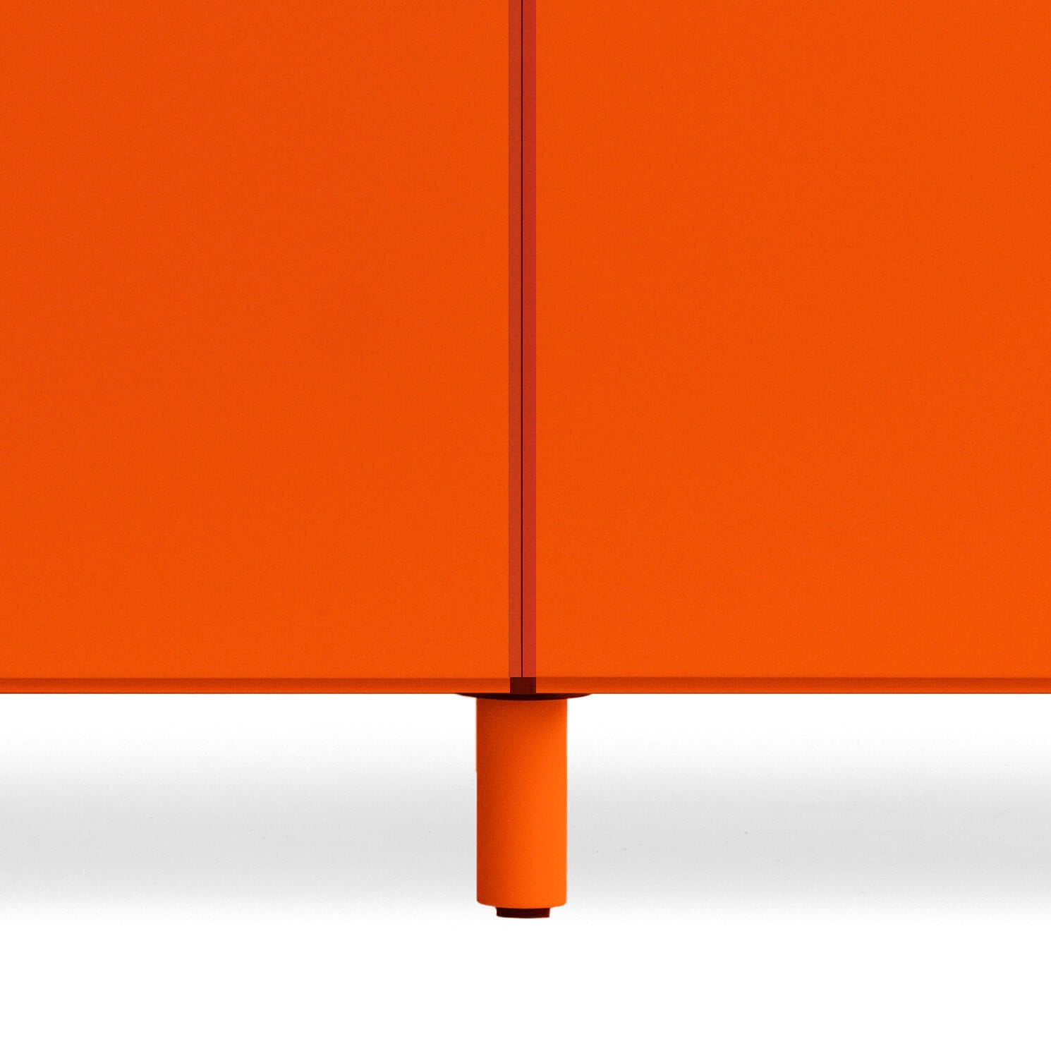 Low Chest of Drawer from Relief with four drawers. All units from Relief can easily be connected. With five colours and three sizes, you can create multiple unique Relief combinations. The back of Relief is as beautifully designed as the front, making placement creative and fun. The dimensions are w123 x d41 x h46.6 cm. Each drawer's inner dimensions are w54 x d36.3 x h17 cm. Relief is delivered unassembled.