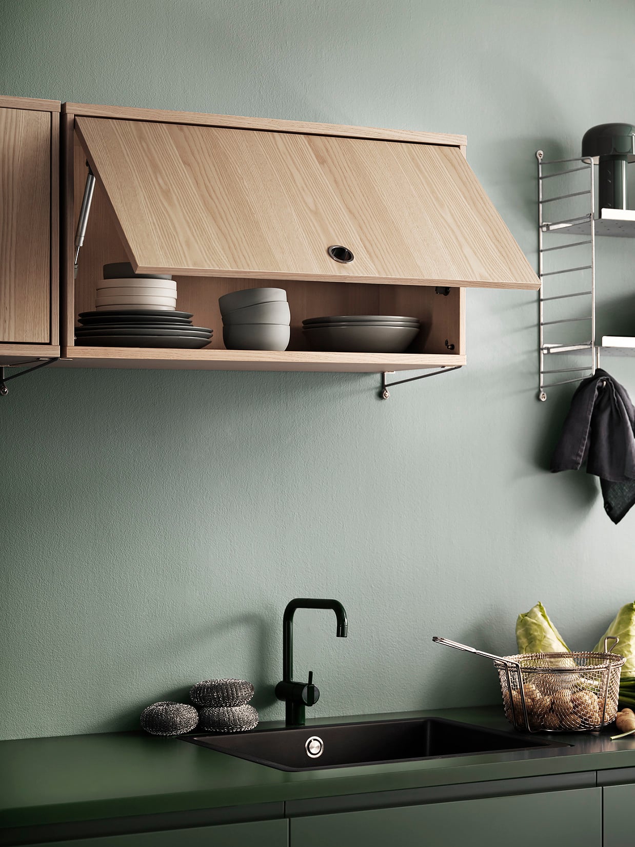 Kitchen N Brown/Ash