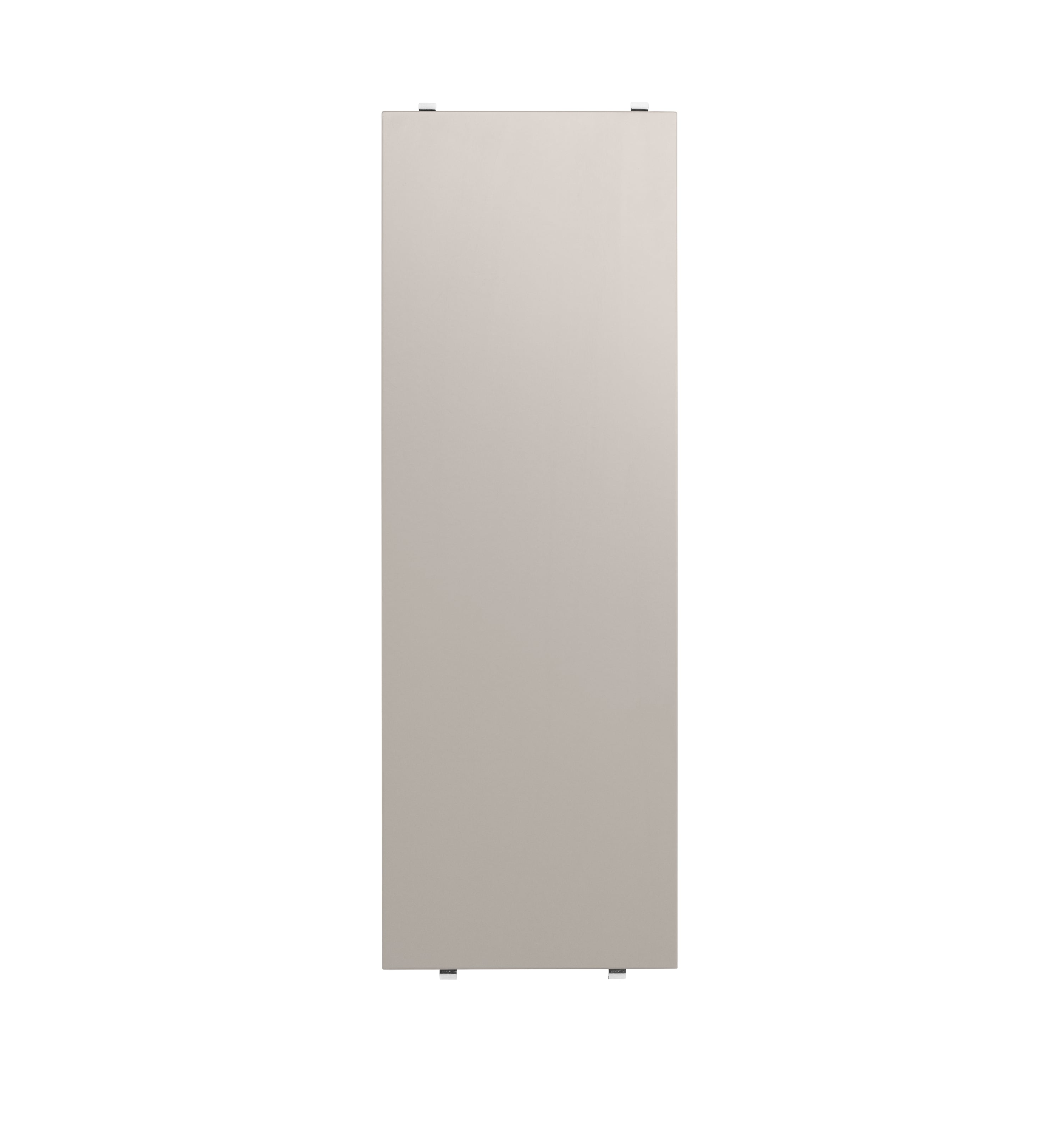 The wooden shelves are available in two widths, 58 and 78 cm, along with two depths, 20 and 30 cm. The shelves fit into wire and plex panels from String® System if the shelves and panels have the same depth. The shelves are flexible and easy to move around to meet your preferences. Create a monochrome shelf or mix shelves in different colours and types of wood. Each packaging contains three shelves and brackets.