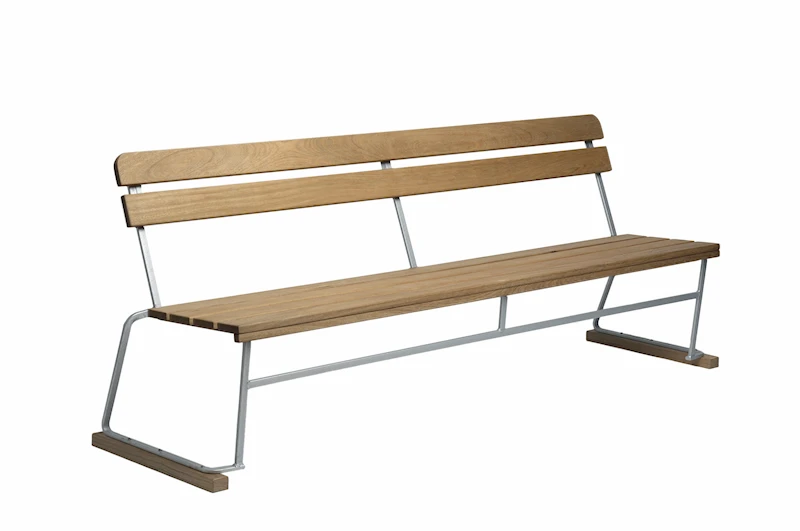 Soffa 5 - Oljad ek med varmförzinkat stativ