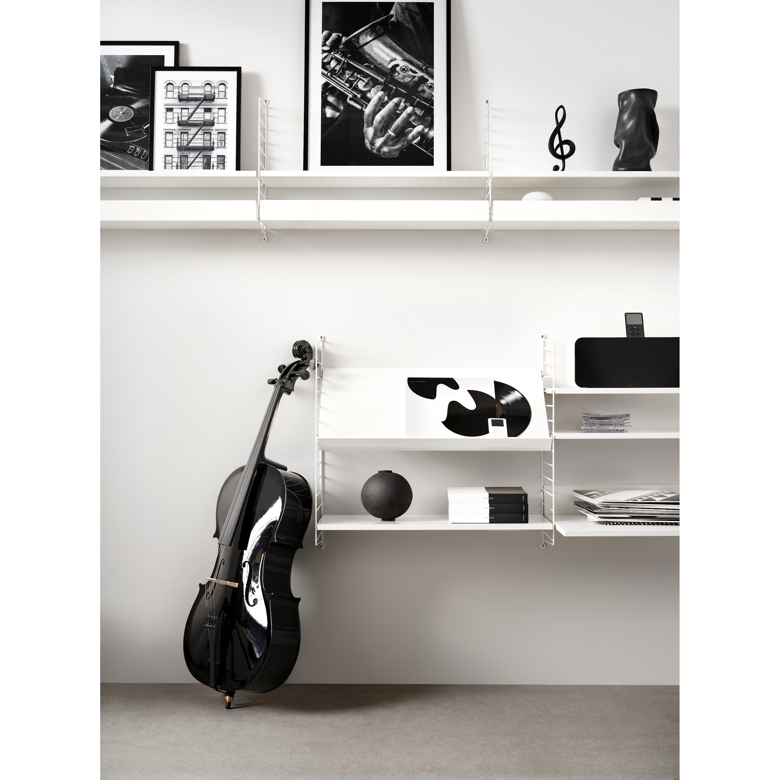 Magazine shelves solid w58 x d30 x h15 cm White