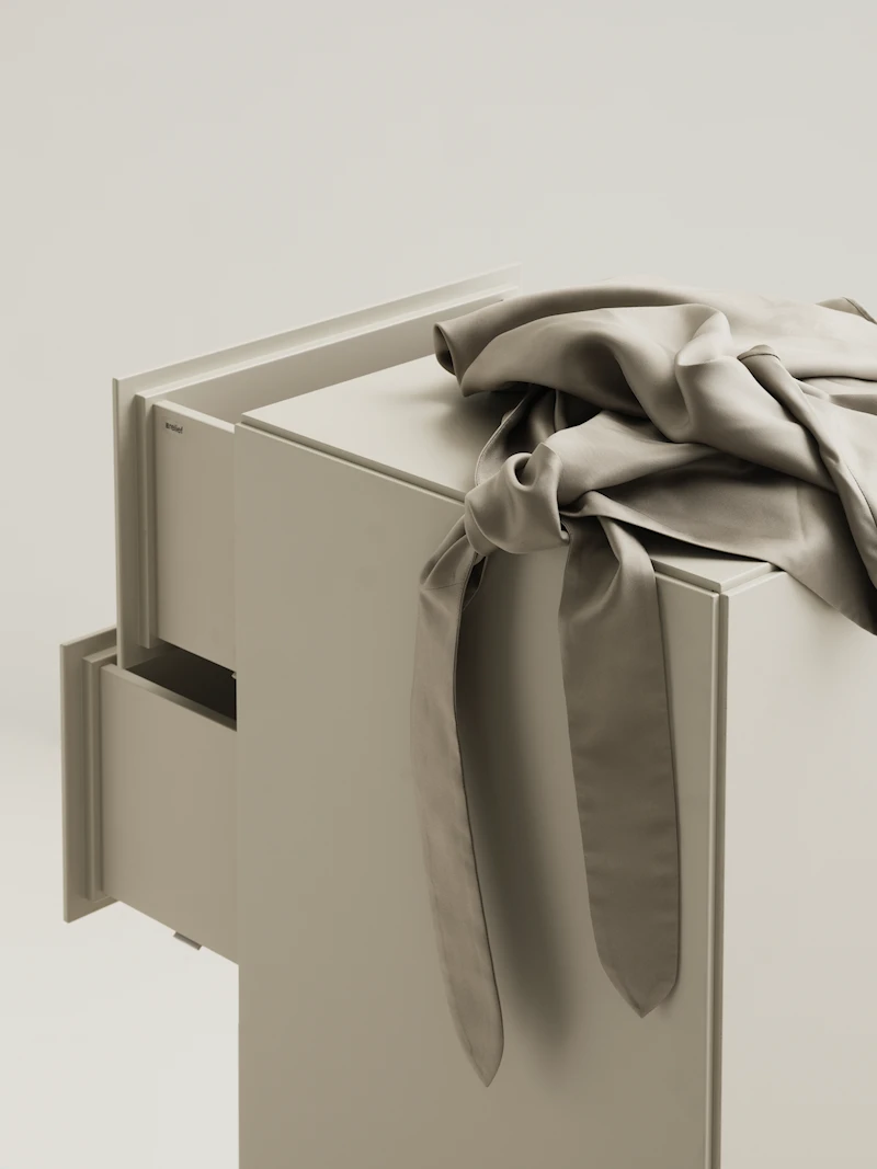 Relief Byrå, hög  Beige