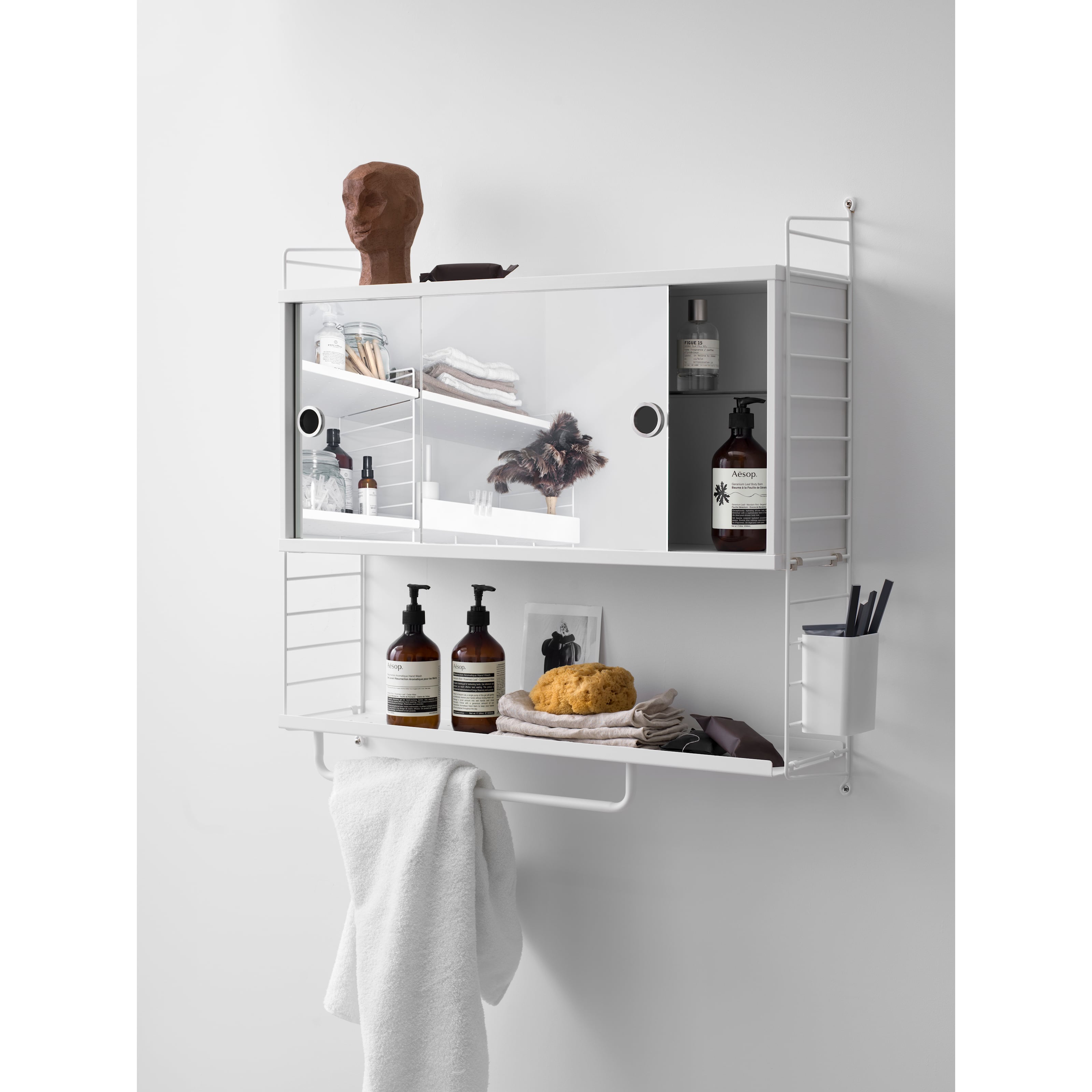 Bathroom A White/White