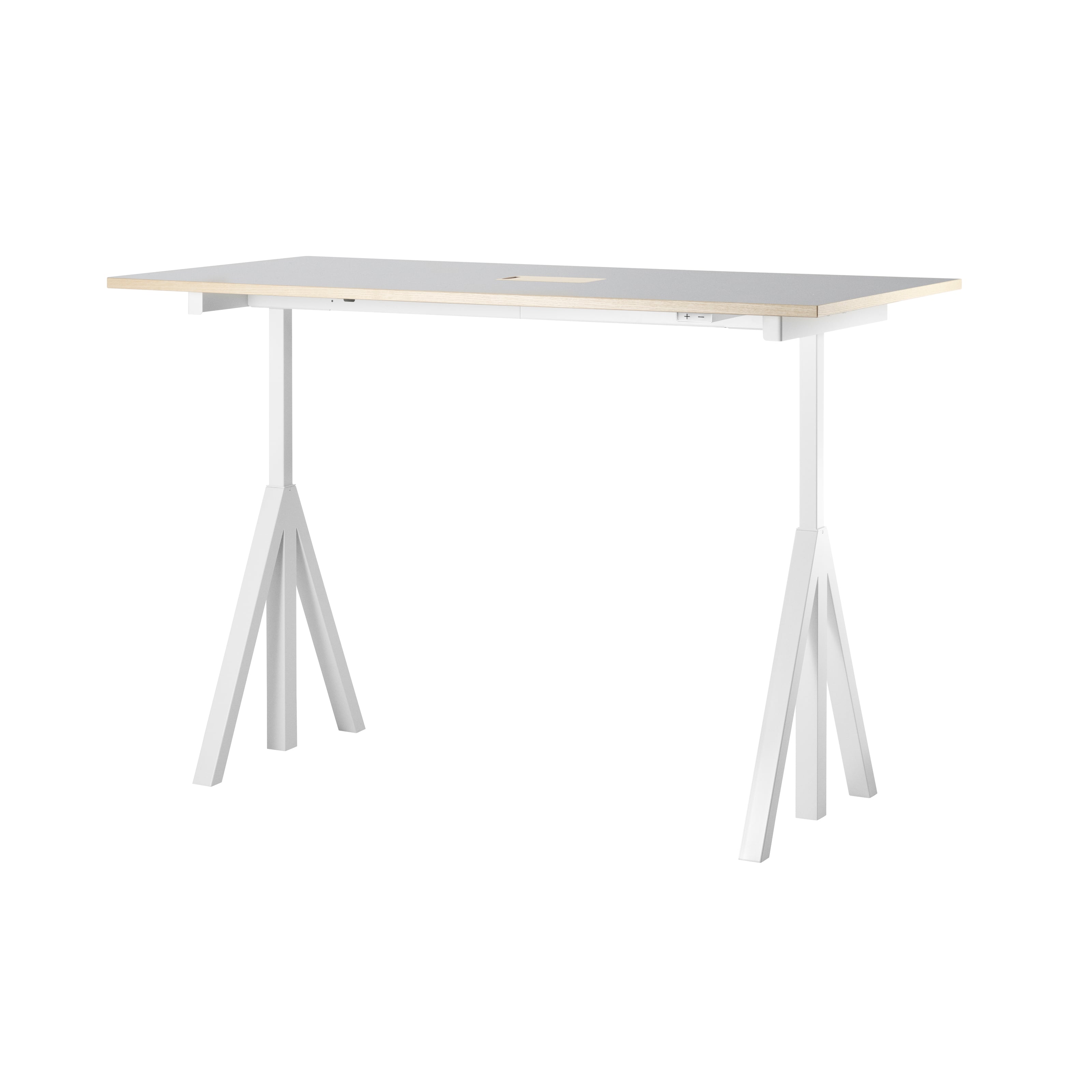 The height-adjustable work desk from Works makes it possible to create flexible and ergonomic workspaces. The work desk consists of one height-adjustable table frame and one work desk with cable cover. The work desks with 78 cm depth are available in three widths: 120, 140 and 160 cm. The work desk with 90 cm depth and 180 cm width is intended for a meeting table or for a larger workspace, which is why the cable cover is placed in the middle. The frame’s highest height is 118.5 cm and the lowest height is 71.5 cm and fits to all work desks.